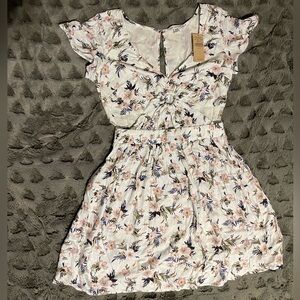 American Eagle Outfitters White and Pink Sundress with Flutter Sleeves